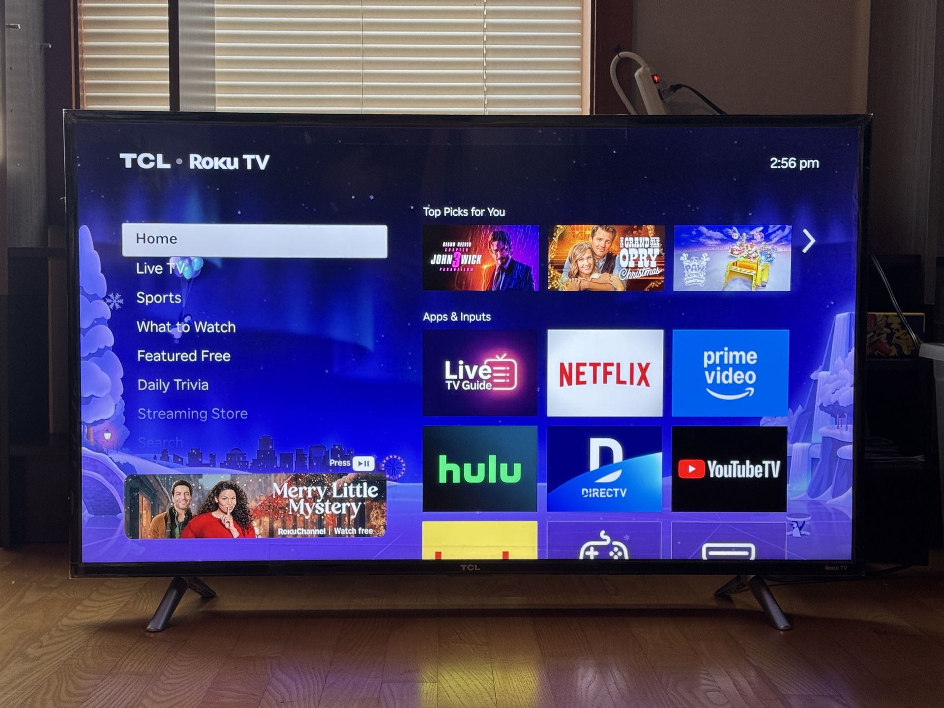 43 Inch Roku Smart TV 4k UHD Excellent Condition