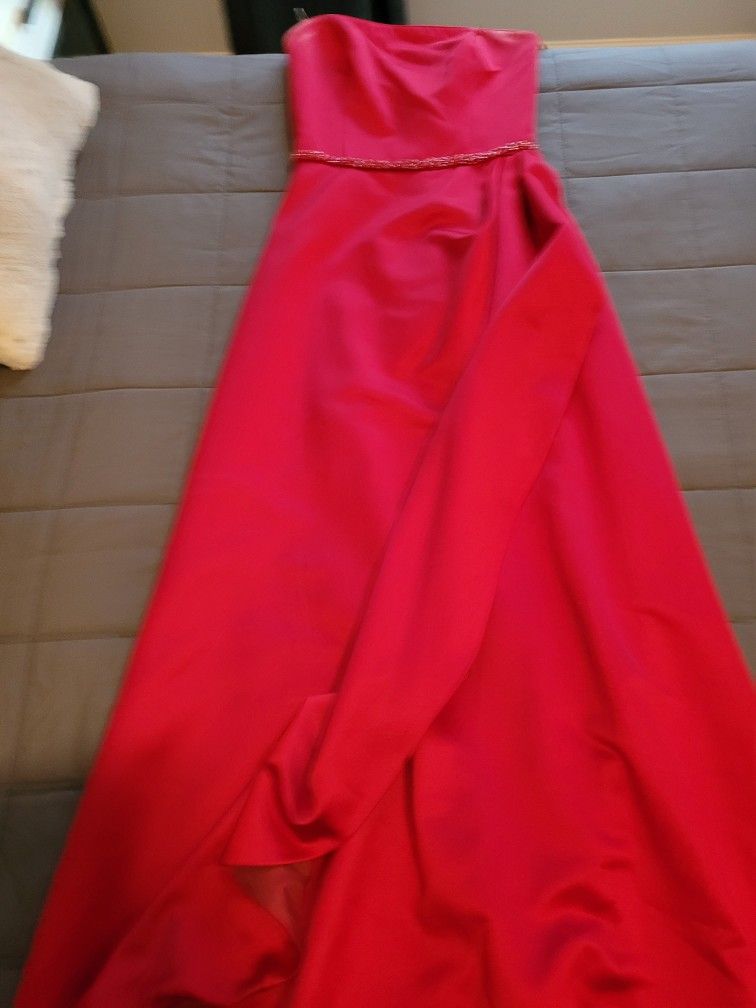 Long Apple red dress