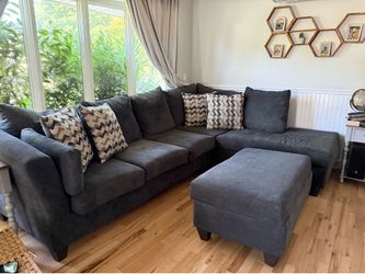 Bobs couch