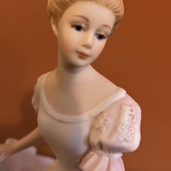 Lady Caroline Masterpiece Porcelain Figurine Signed Homco 1993 9.5"
