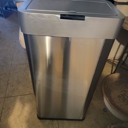 Automatic stainless steel trash bin