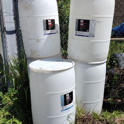 55 Gallon Panty Drums D E F Liquid $13 Each