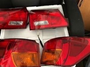 Lexus IS250/IS350/ISF Taillights