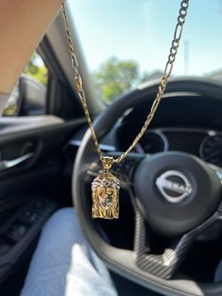 10k Gold Jesus Face Pendent
