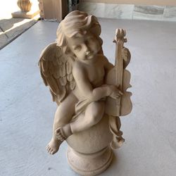 Angel statue