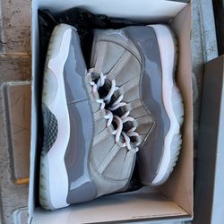 Jordan 11 Cool Grey Size 9(2021)