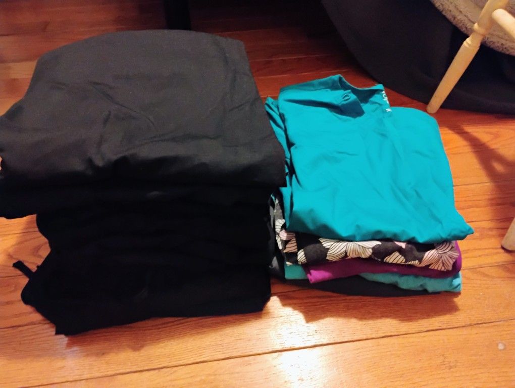 Size XL Women's Scrubs