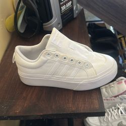 Adidas Women's Size 6