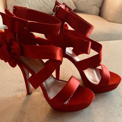 WOMEN’S  RED HIGH HEEL SHOES 5” HEELS SIZE 7.5