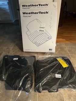 NEW in box WeatherTech floor mats for 2013-2020 Toyota Sienna- front row