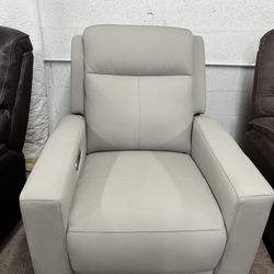 Modulartwo Light Gray Leather Dual Power Recliner