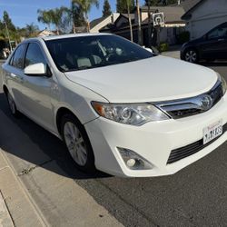 2012 TOYOTA CAMRY XLE 