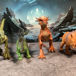 4-Lot Mixed Mid Size Dinosaurs • Colorful & Highly Detailed • Diferente Species • Figures Measure Between 6”-Long & 7”-Long.  
