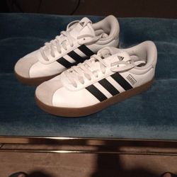 Adidas Girls Size 7