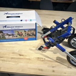 Walkin’ Wheels Small dog Wheelchair