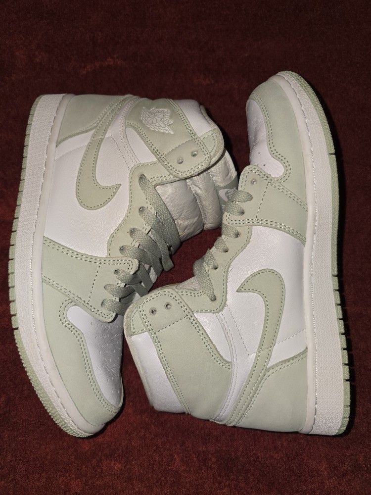 Air Jordan 1 Retro OG High ‘Seafoam’ - VERY CLEAN NO BOX