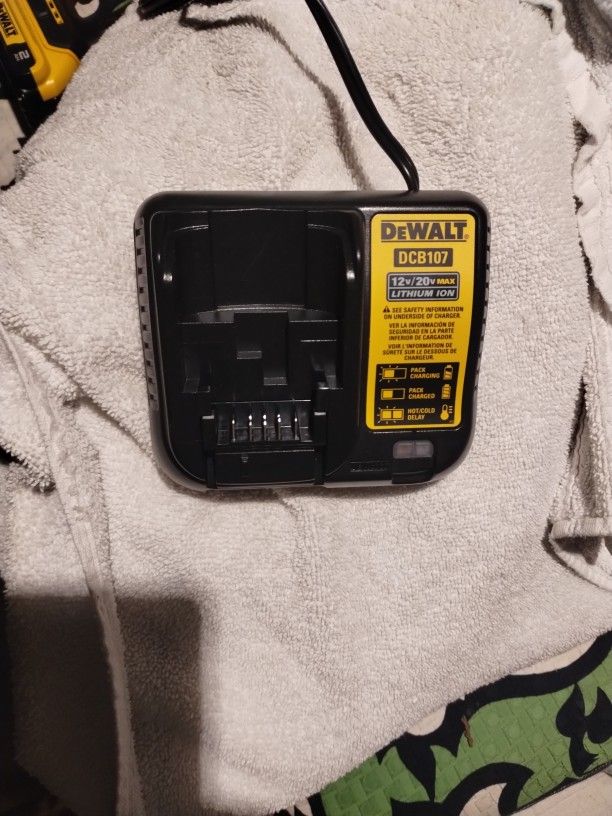 20 Volt DeWalt Battery Charger