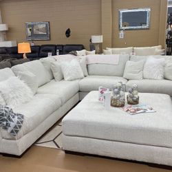 Beautiful Sectional On Sale!!!