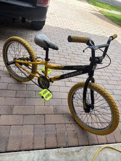specialized hotrock 20”