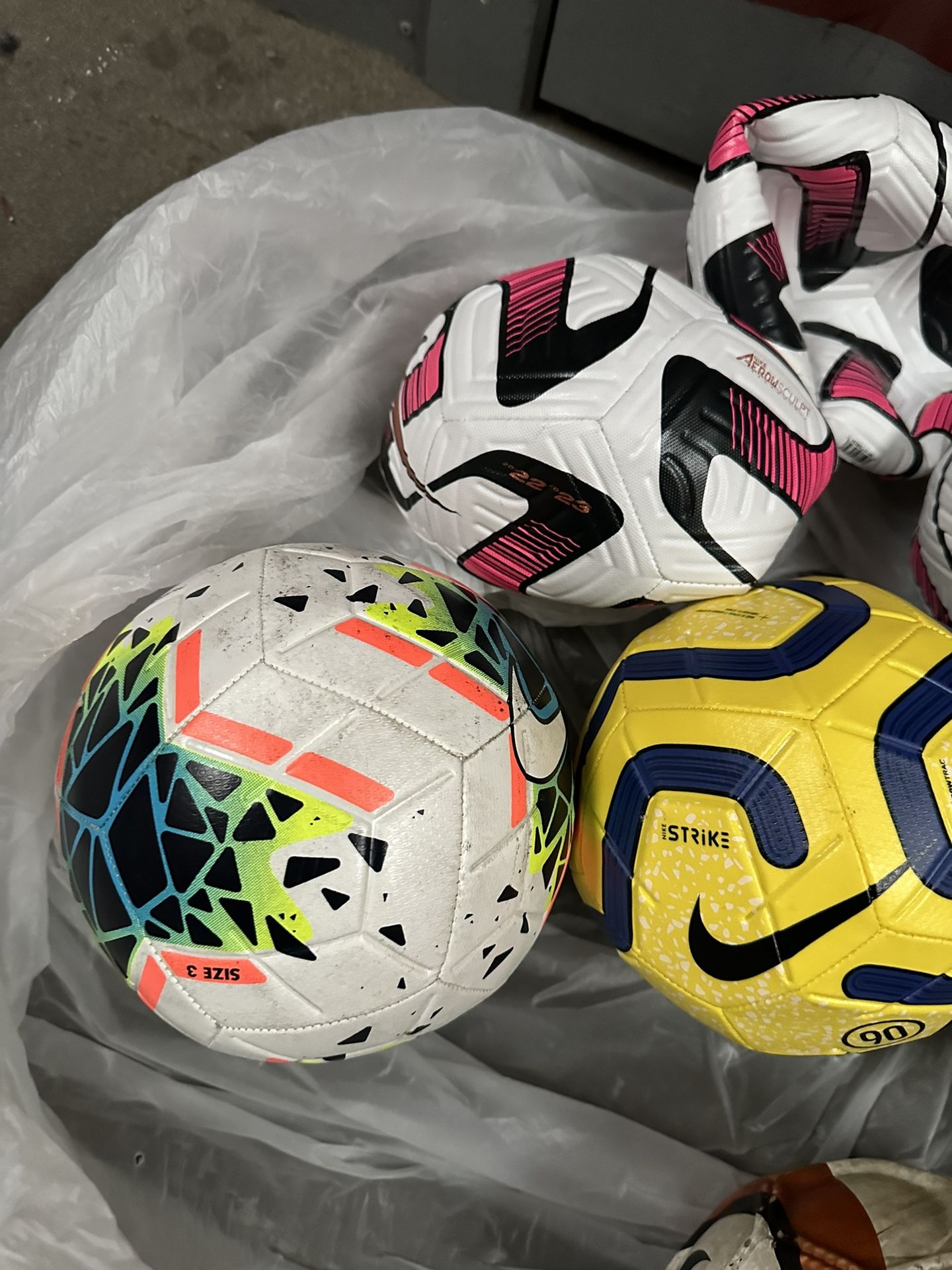 nike soccer ball size 3