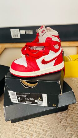 Air Jordan 1 Retro Toddler Sneakers Size 4C