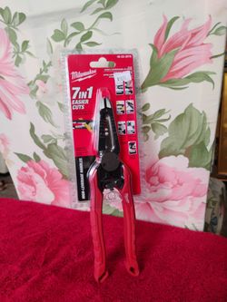 Milwaukee 7-in-1 High-Leverage Pliers
