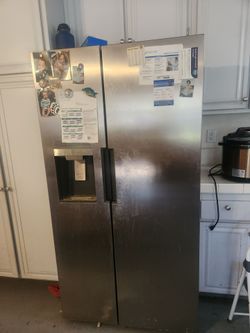 Midea Side by Side Refrigerator