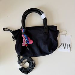NEW Black ZARA KIDS Girl’s Purse. Size: M. Overall Size: 7.5”w X 8.5”H. Crossbody Strap And Keychain Included.
