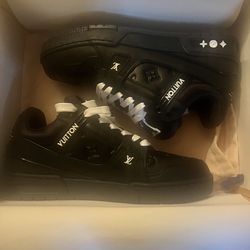 Black lv shoes