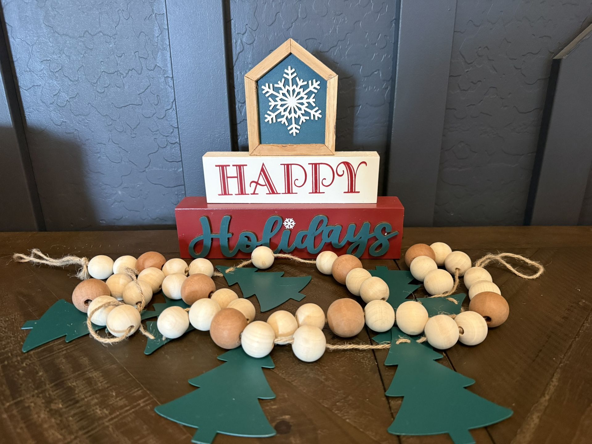 Christmas Garland And Sign