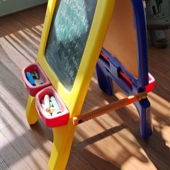 Plastic Chaulk Board And Magnet Set