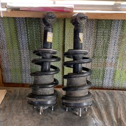 2 Amortiguadores Delanteros Para Chevy Silverado 2018  Los 2    $100.00