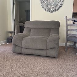 Sectional Couch and Recliner 