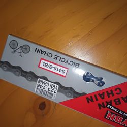Chrome And Blue Single Speed Chain For Bicycle