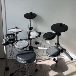 Simmons SD 500 Drum Set 