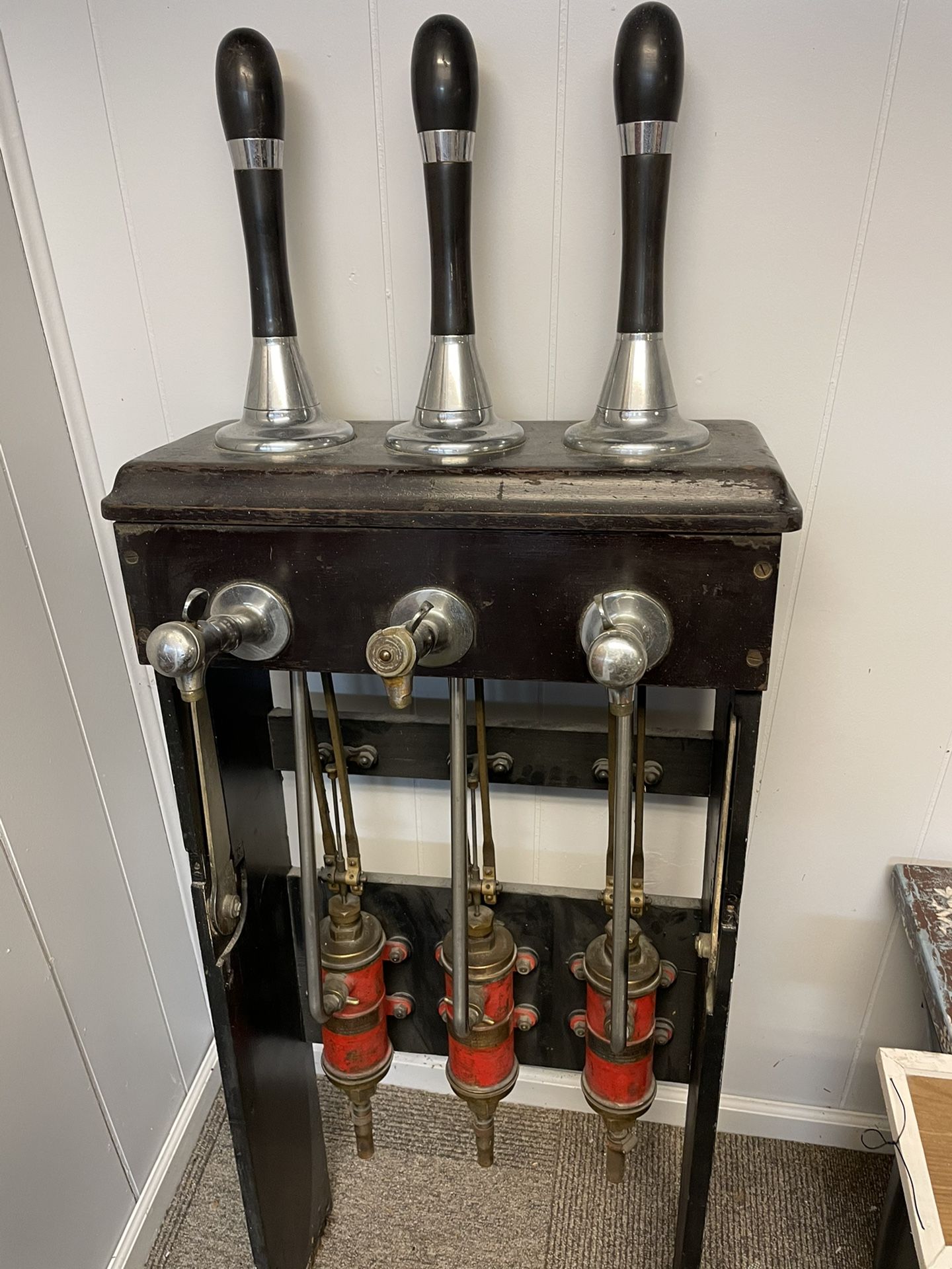 Antique Beer Engine