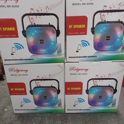 Excellent Gift 🎁 Item.  Bluetooth Speaker.  