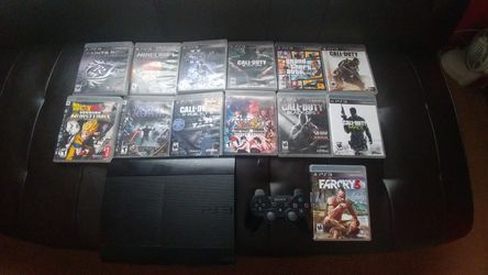 Ps3 with 13 games and controller, also has movies inside of it