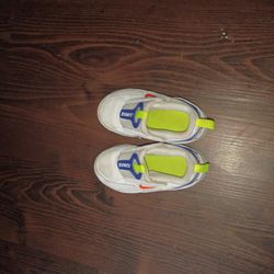 Nike CW1629-103 Air Max Bolt (TDE) Toddler Shoe White Size 4C