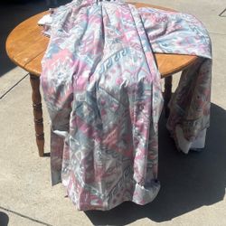Free Curtains