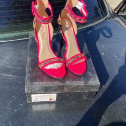 very nice size 6
