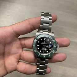 Starbucks sub watch