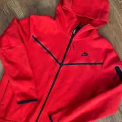 Nike Tech Hoodie Red 