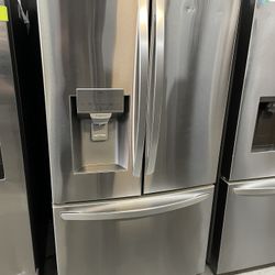 LG ThinQ French Door Refrigerator 