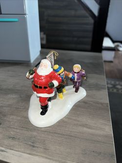 Department 56 Original Snow Village 1996 Here Comes Santa #7749 Stats