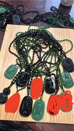 Collar de san judas ,la virgen María ,la santa muerte