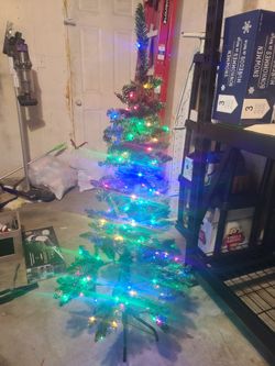 Pre Lit Christmas Tree