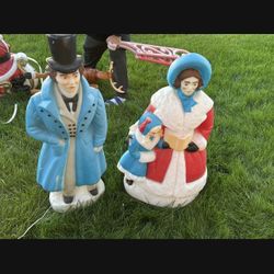 Christmas Carolers Dickens Style Family Blow Molds Vintage 