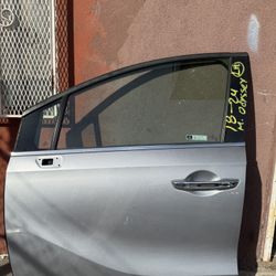 2018-2020-2023 Honda Odyssey front door LH