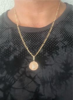 14K Solid Gold Figaro Chain and Pendant With Diamonds 💎 Stones For Wedding 16.3Gr 22 Inches Long